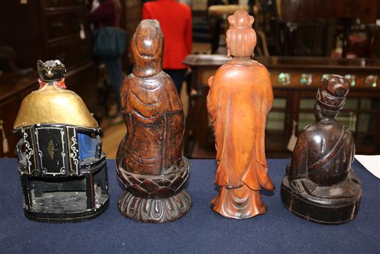 Four Chinese wood figures, 19th/20th century, 20.5cm